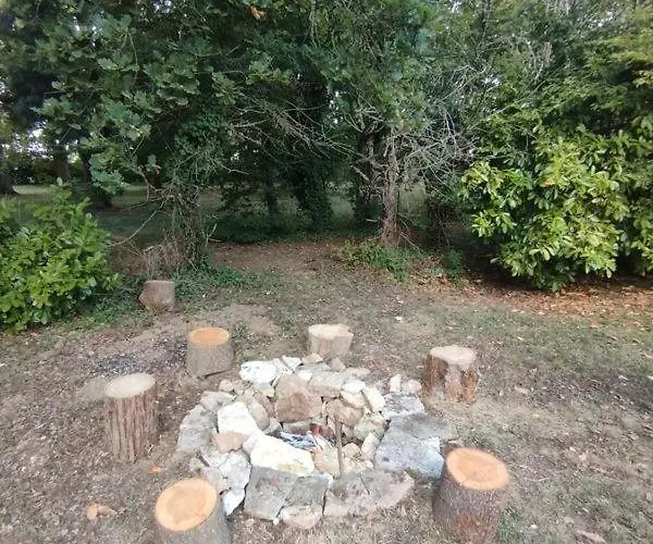 Lou Mas Dals Plats بيت للعطل *